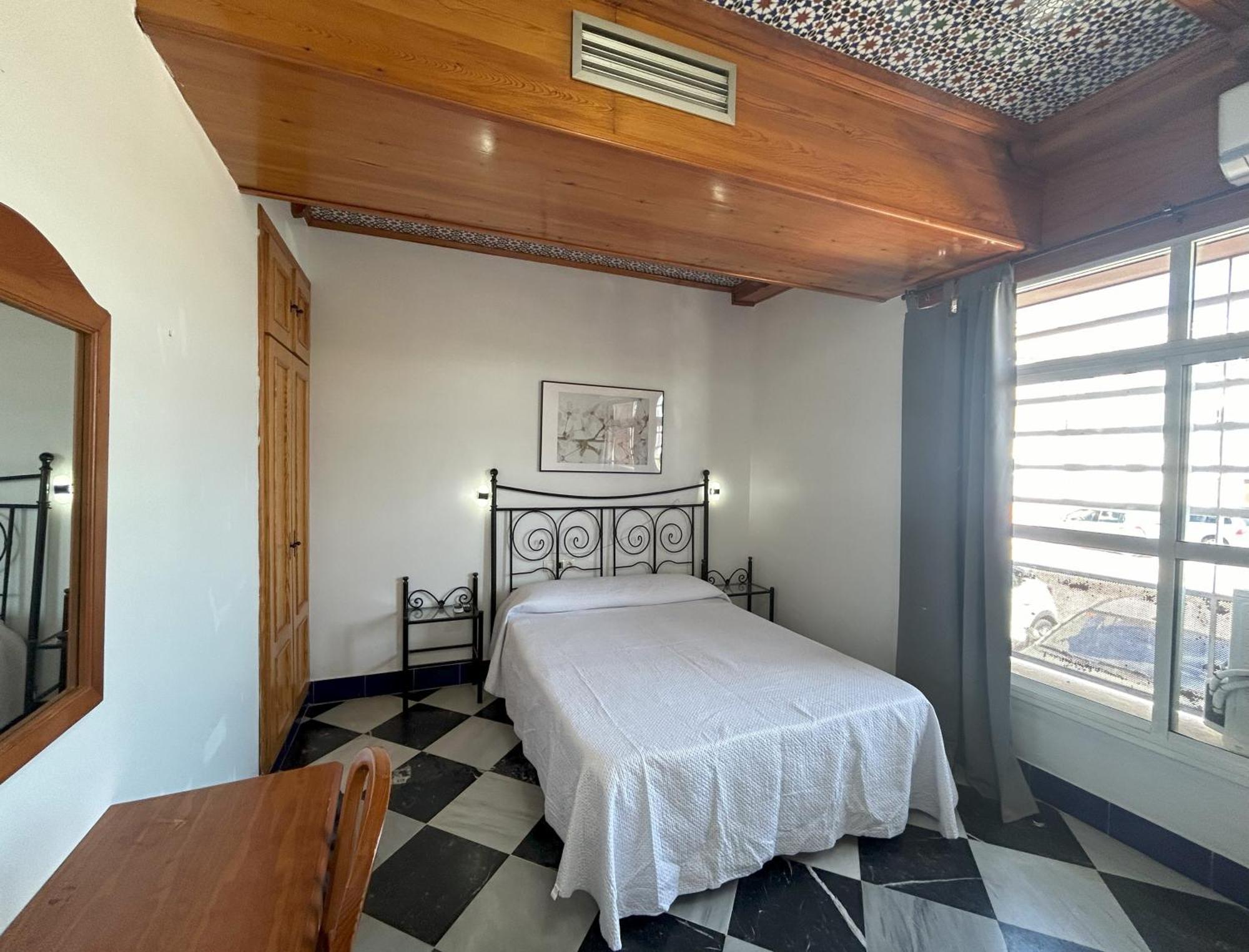 El Ancla Hotel Alcala del Rio Bagian luar foto