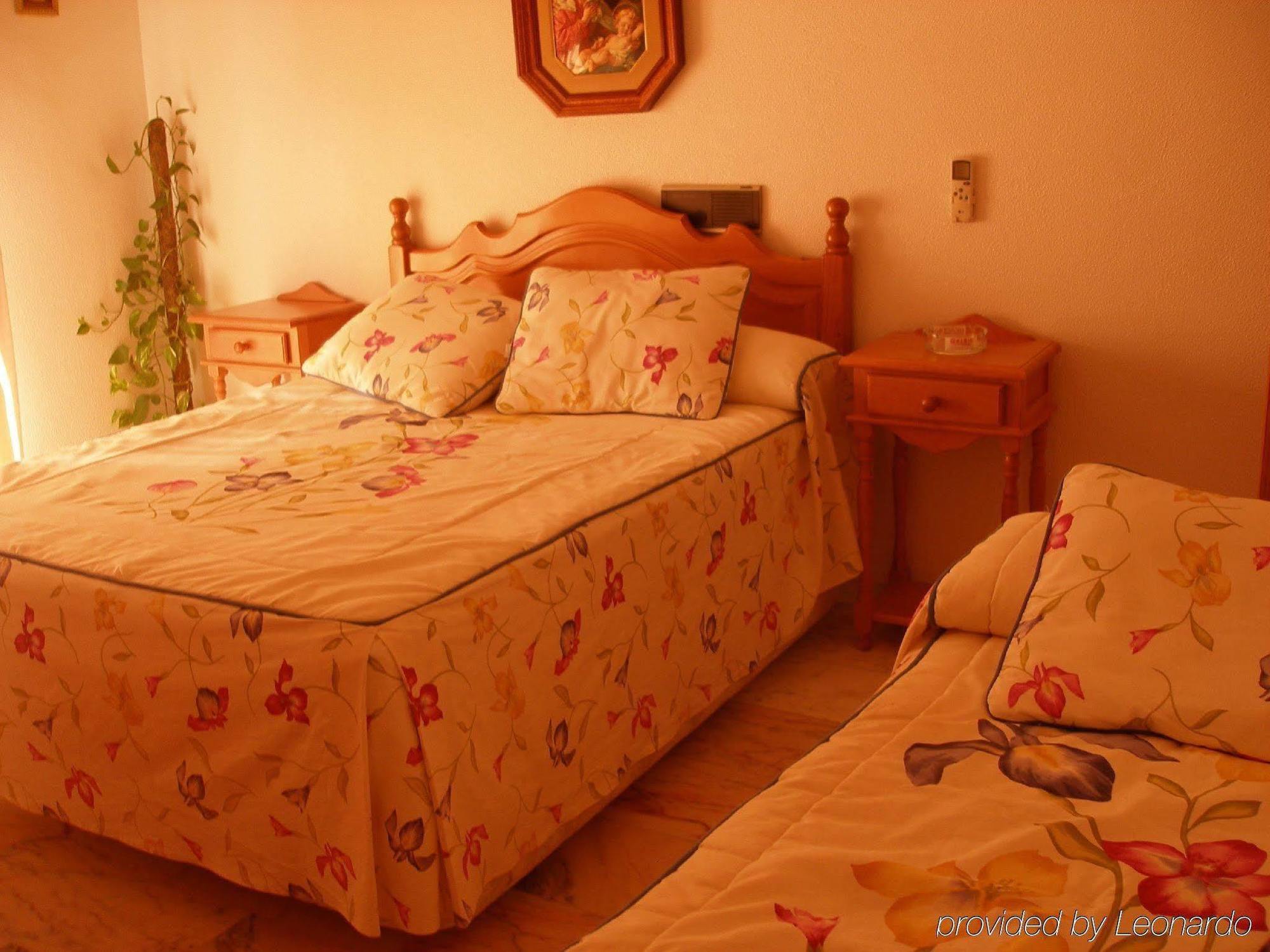 El Ancla Hotel Alcala del Rio Ruang foto